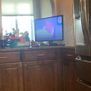 Meet your Posher, Mia